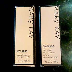 Mary Kay TimeWise Pack- Day & Night Solution